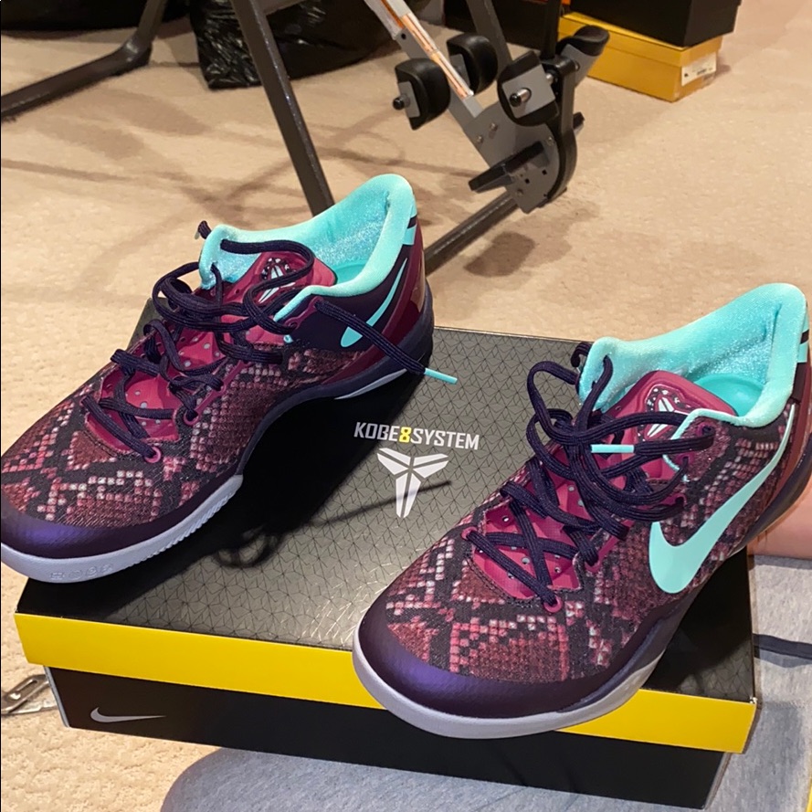 Nike Kobe 8 System